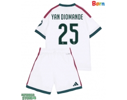 Real Madrid Yan Diomande #25 Replika Babytøj Hjemmebanesæt Børn 2026-27 Kortærmet (+ Korte bukser)
